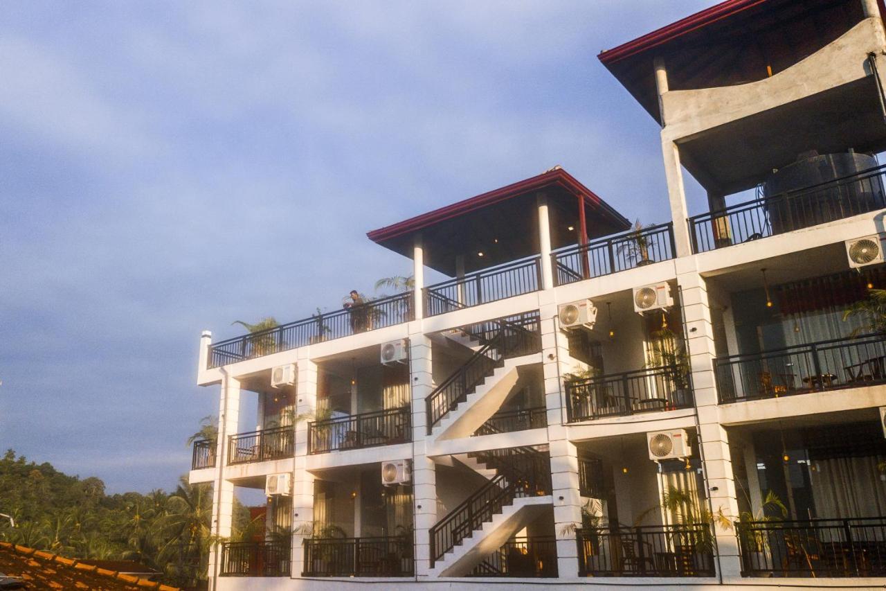 Maple Place Unawatuna Bagian luar foto